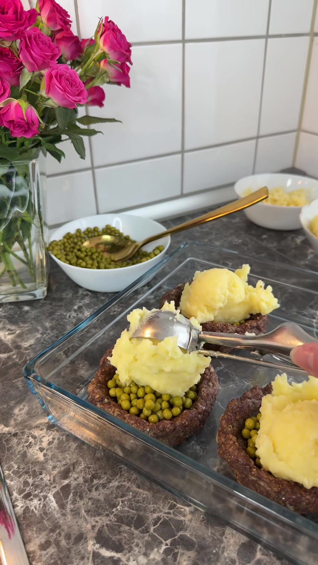 @Esra’s Kitchen