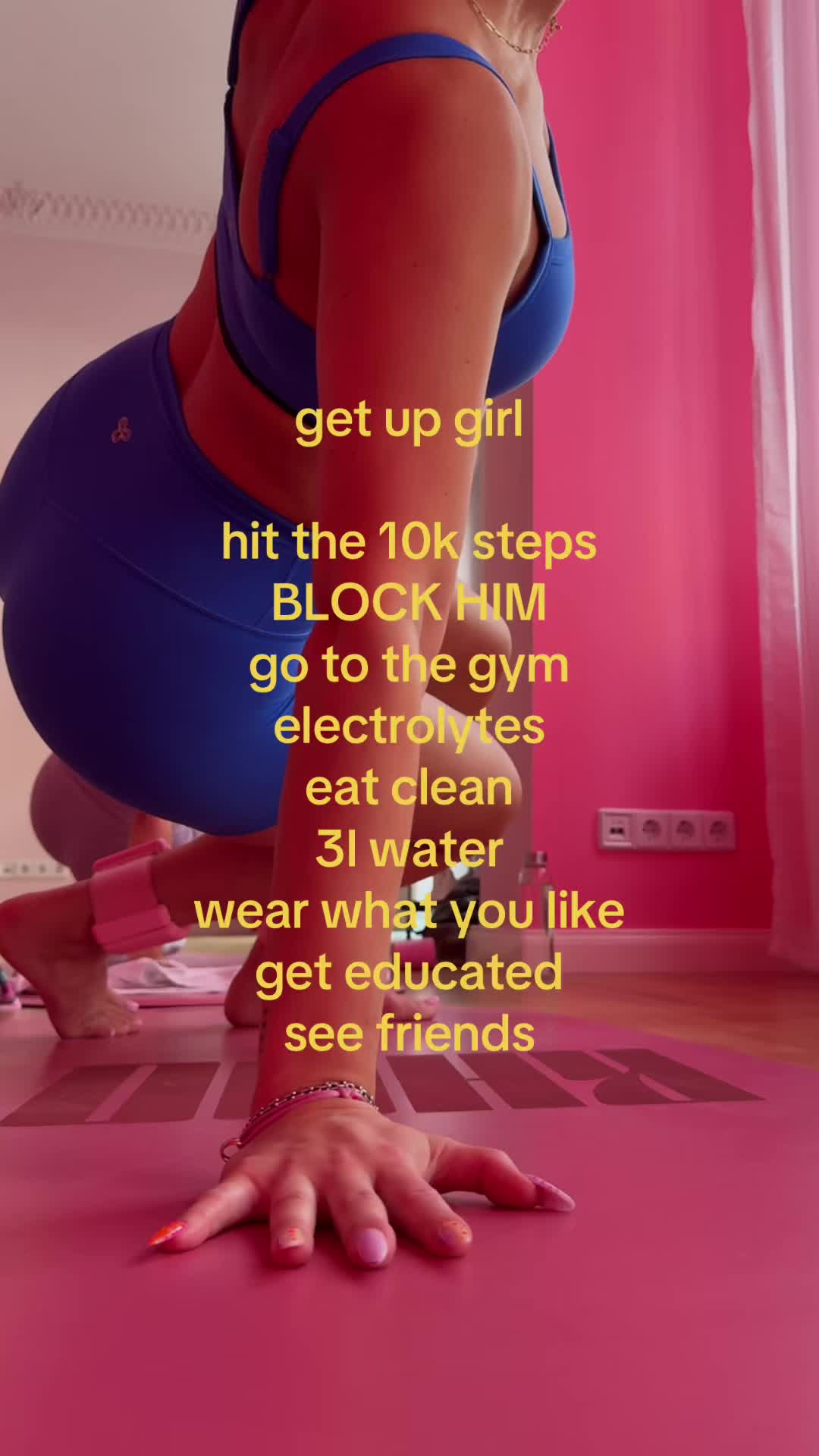 @VIVIANN
