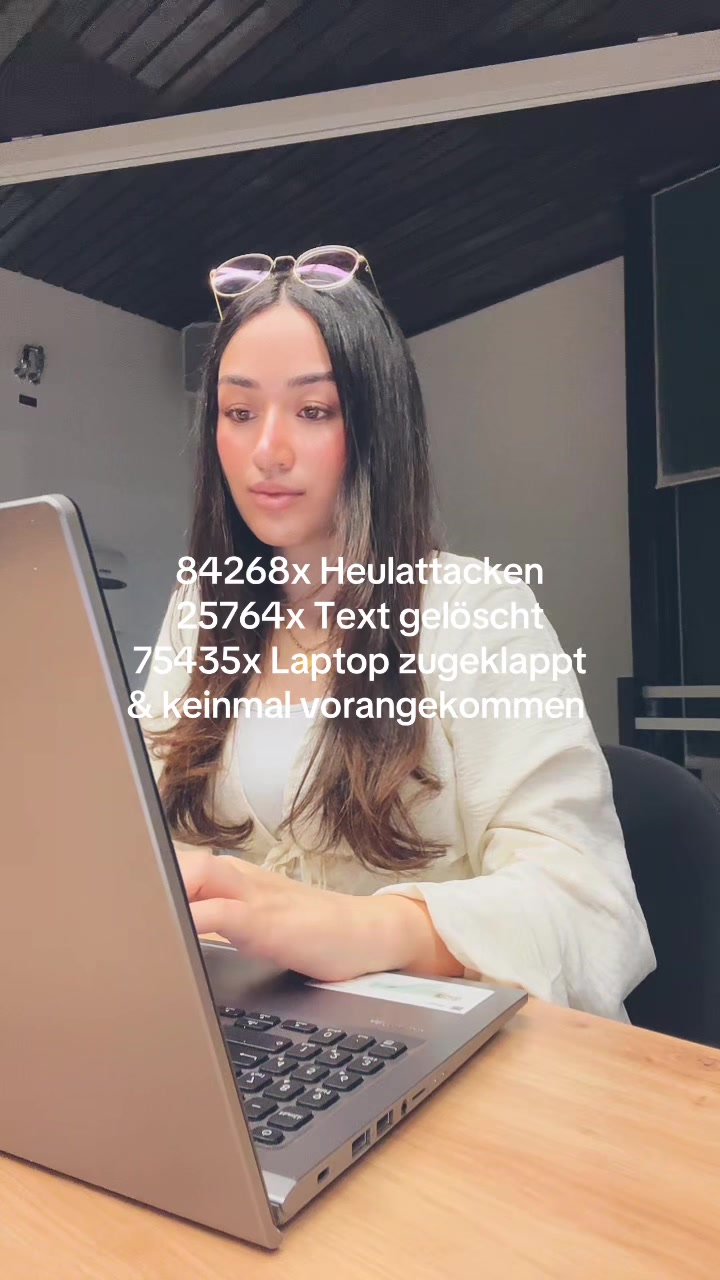 @büş🌷