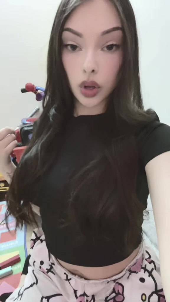 @TuFresita_🍓🐰🦊
