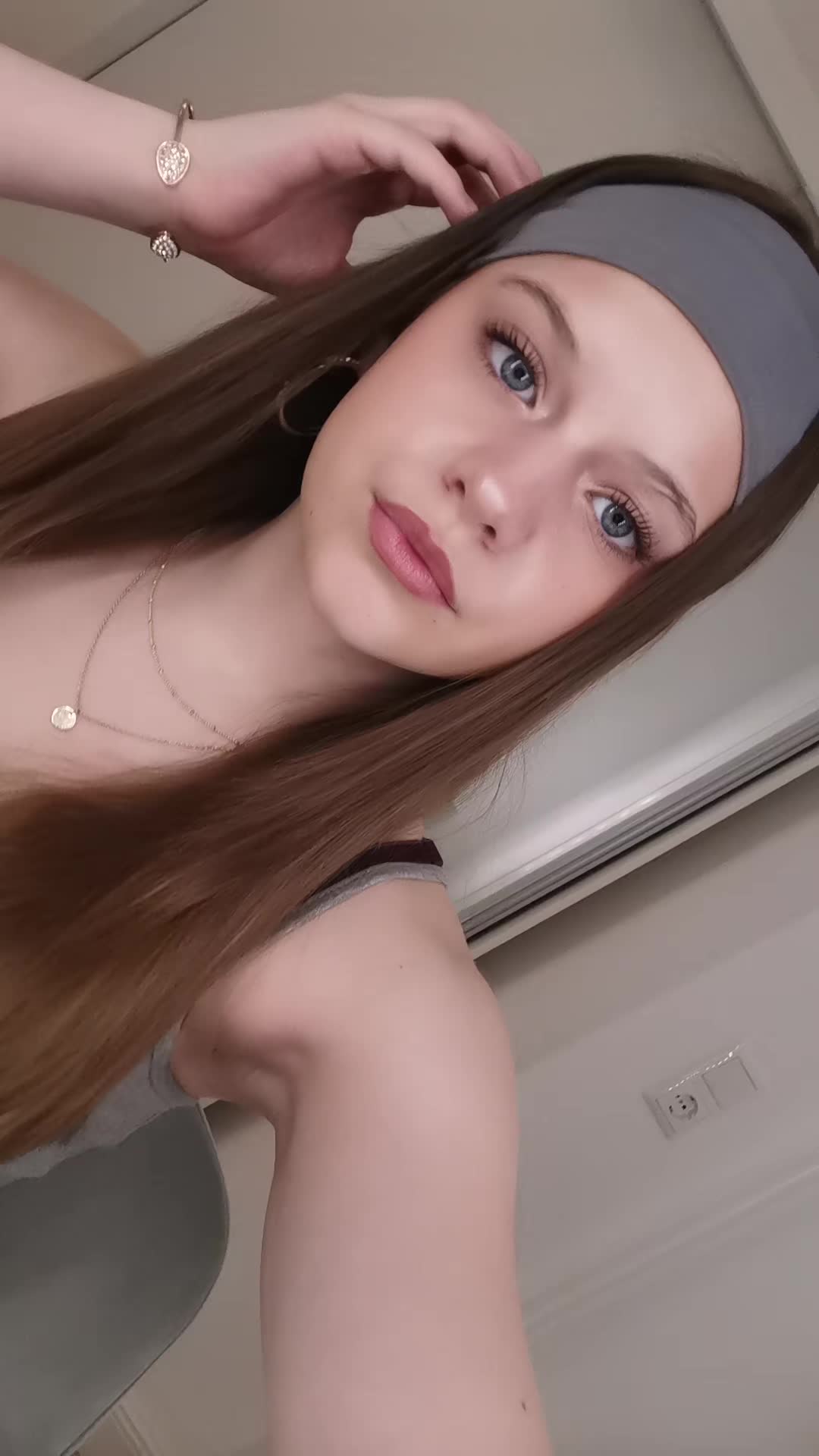 @M!la