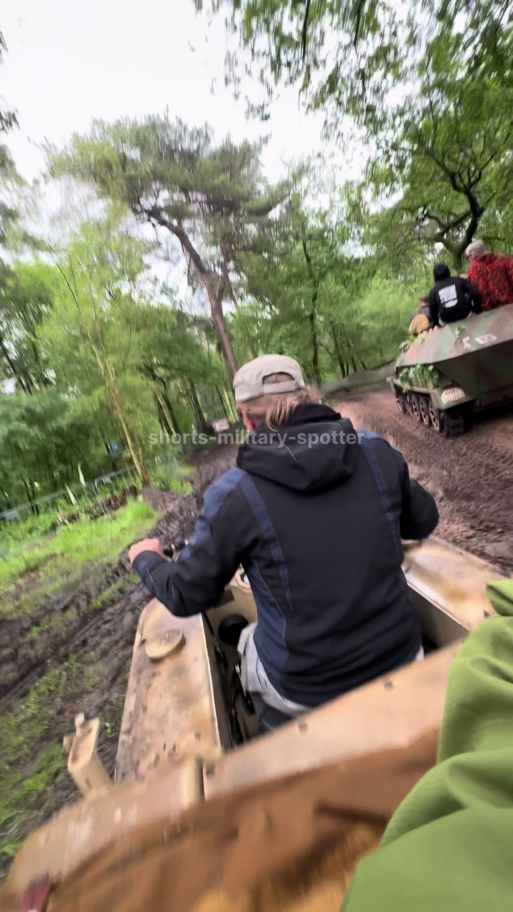 @shorts-military-spotter
