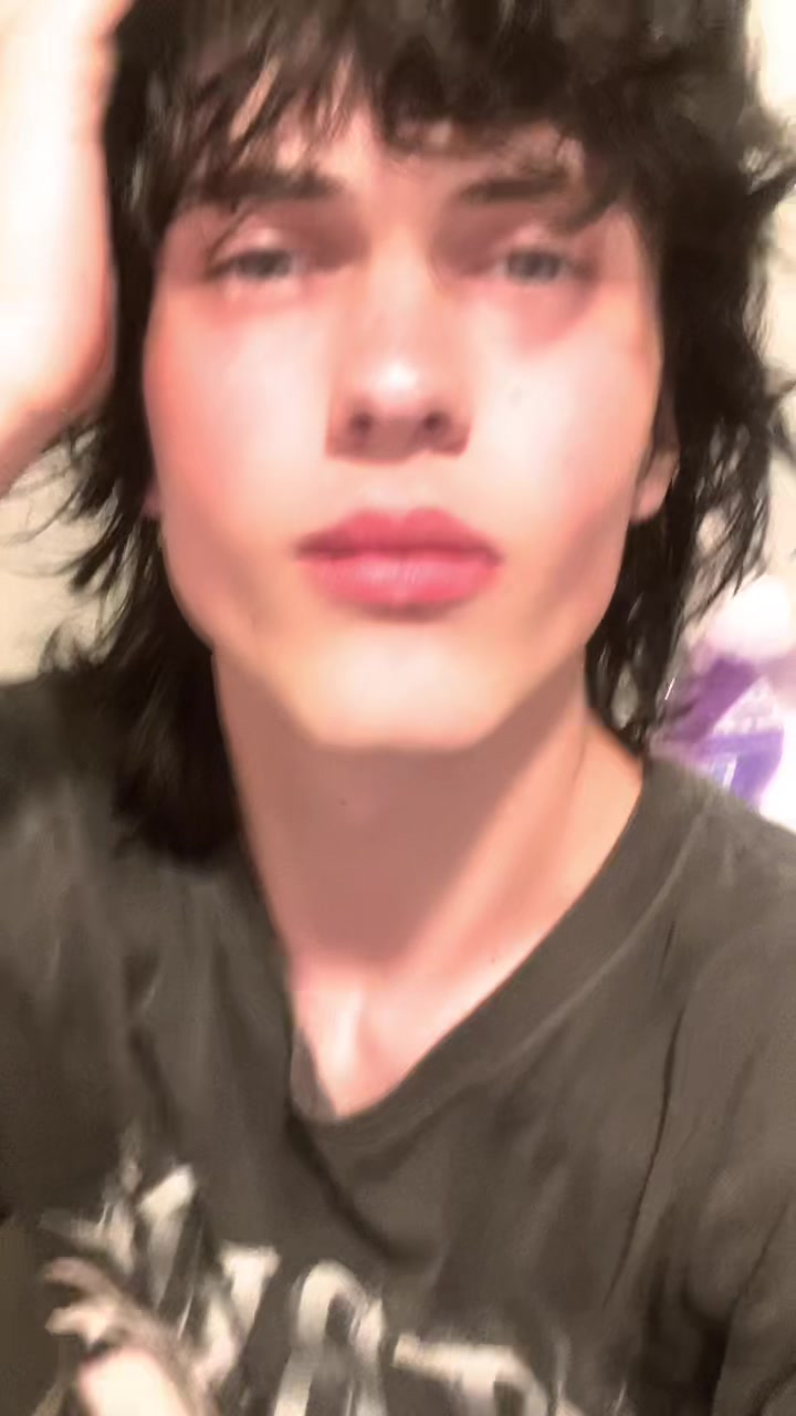 @colin.