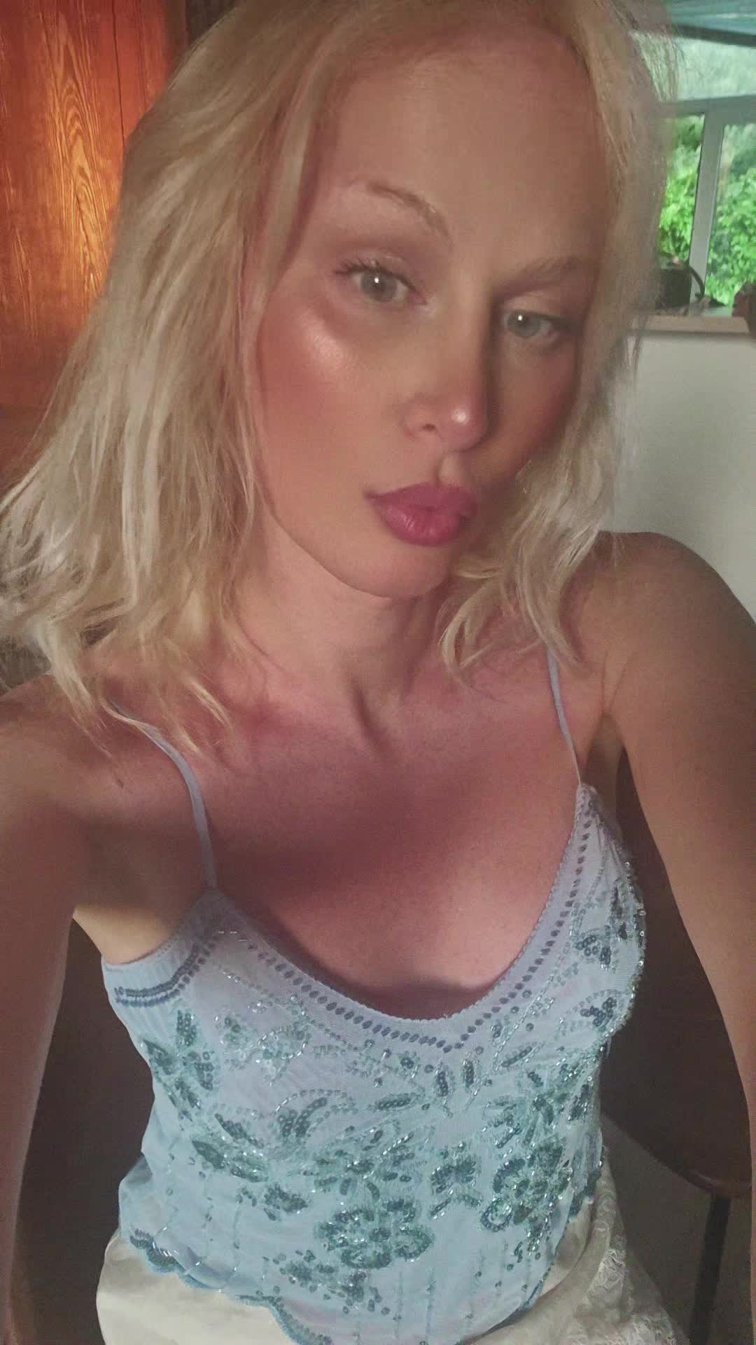 @trixiiiplastic😁😁🤣😂