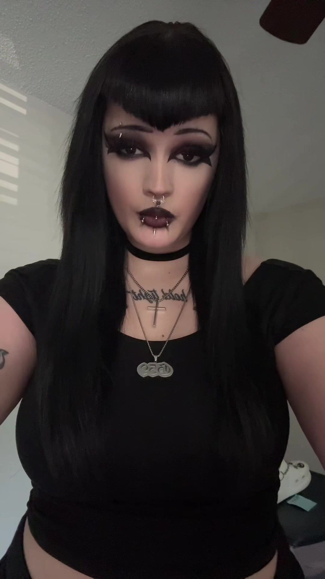 @Ally 🖤