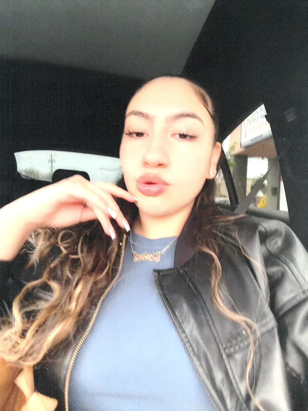 @Máddie<3