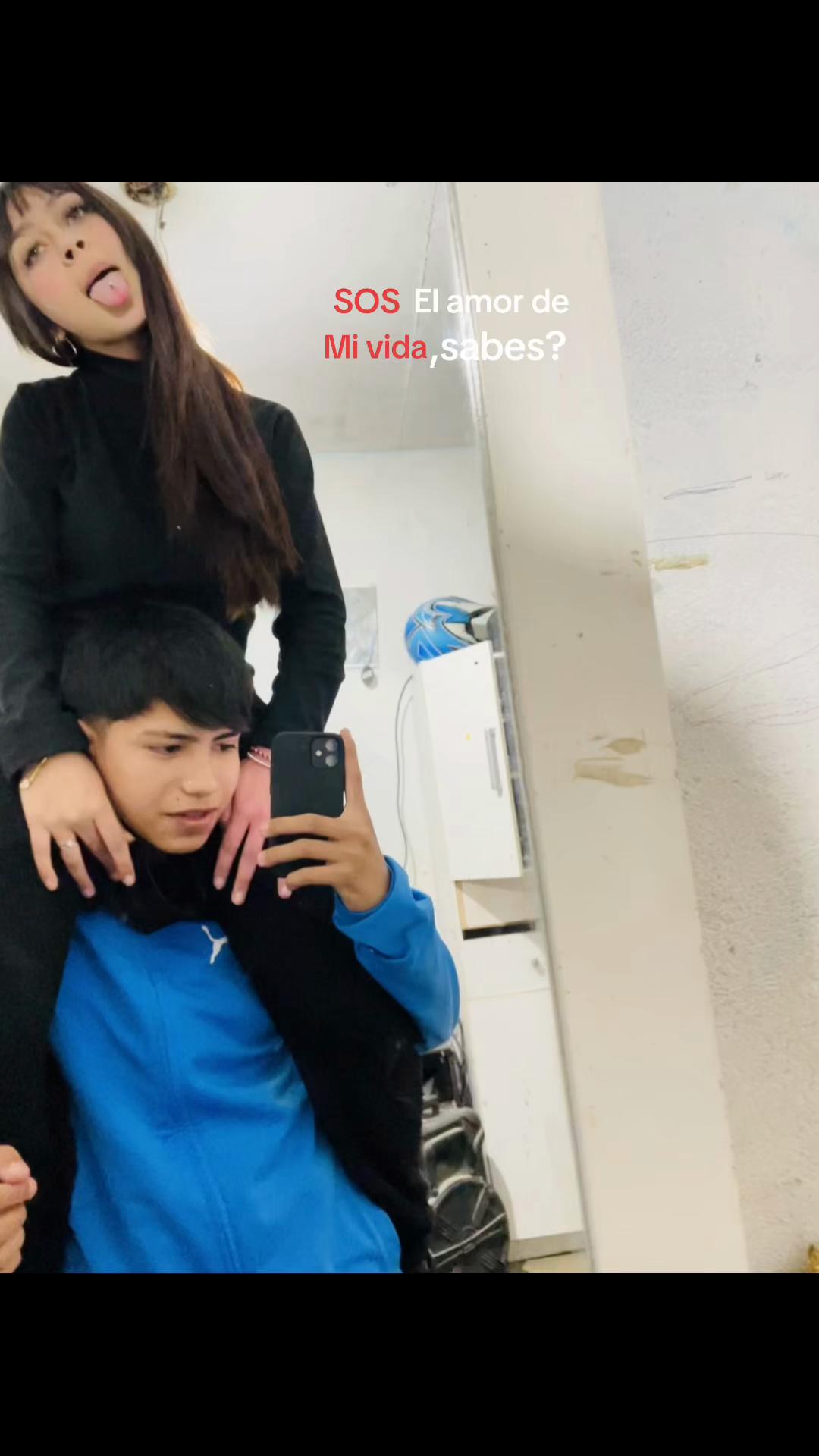 @laraamorales0