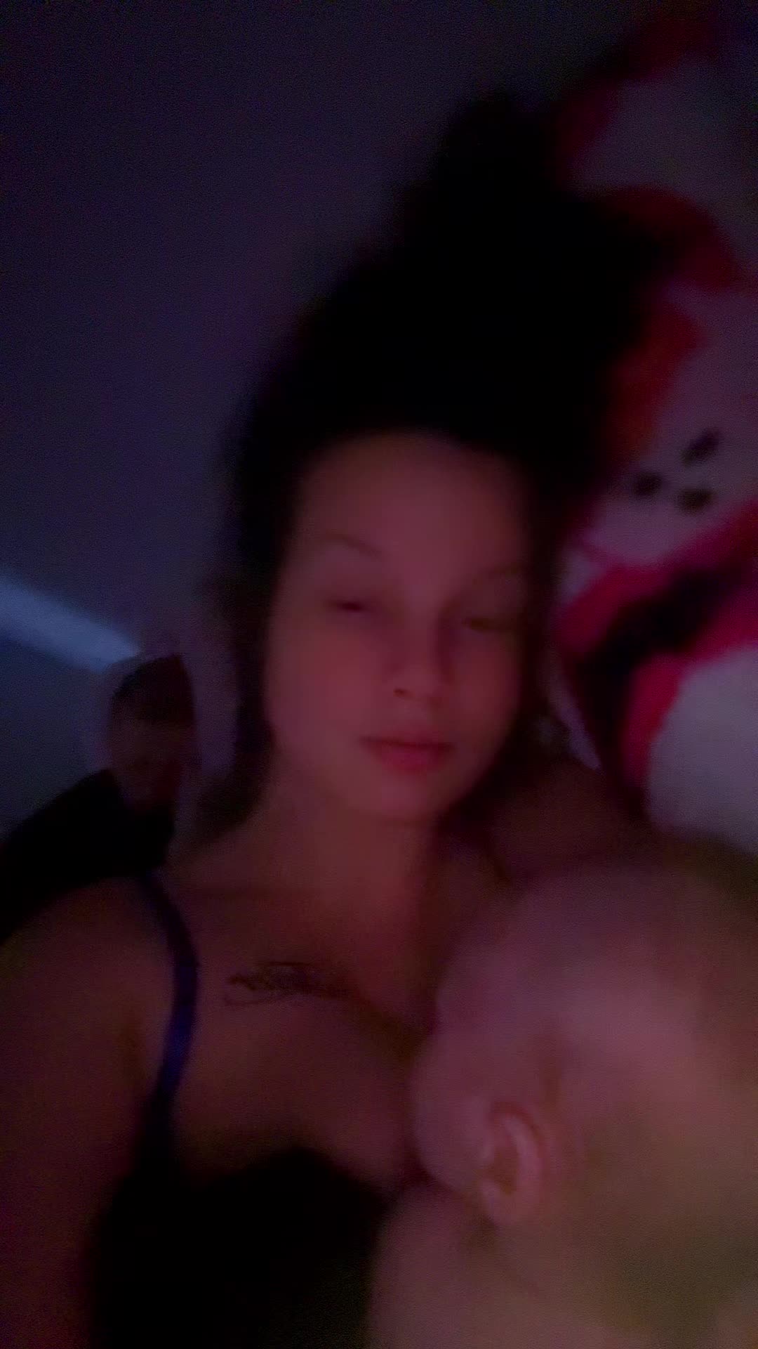 @Babygirl_Dez
