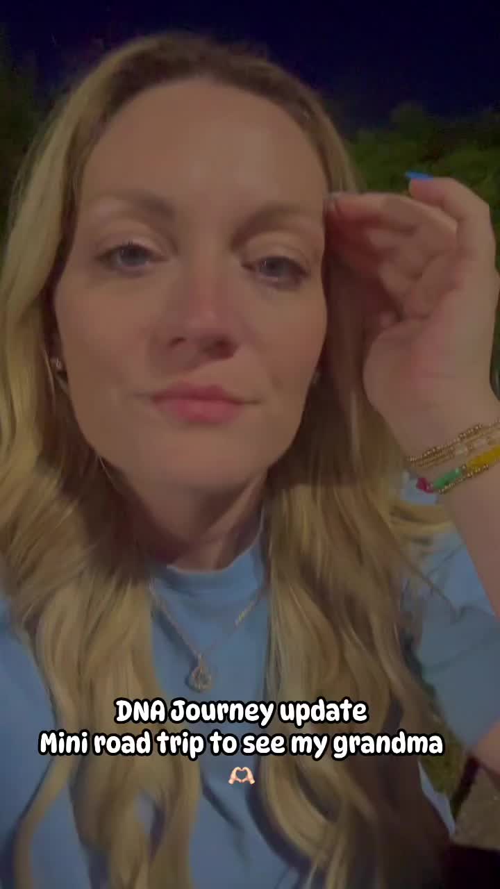 @Just a Blue Glitter Mom 🗣️🩵