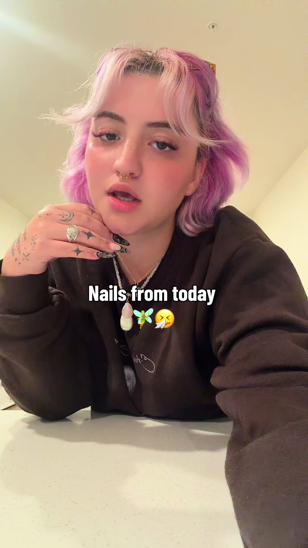 @clawsbyliv_
