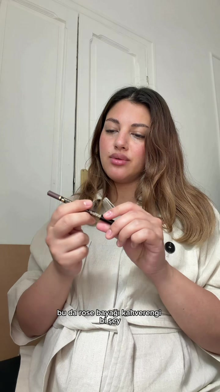 @Asya Ozkan