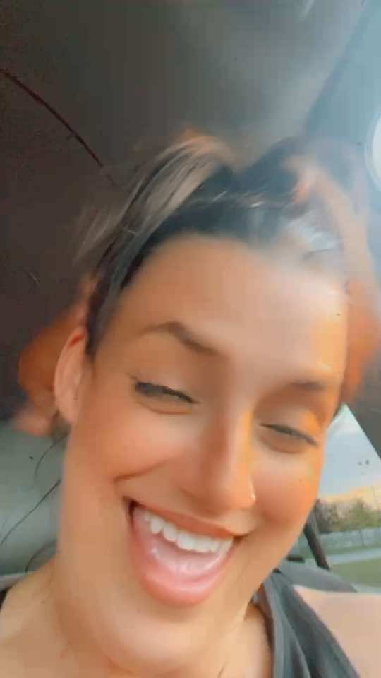 @Reni_Rose