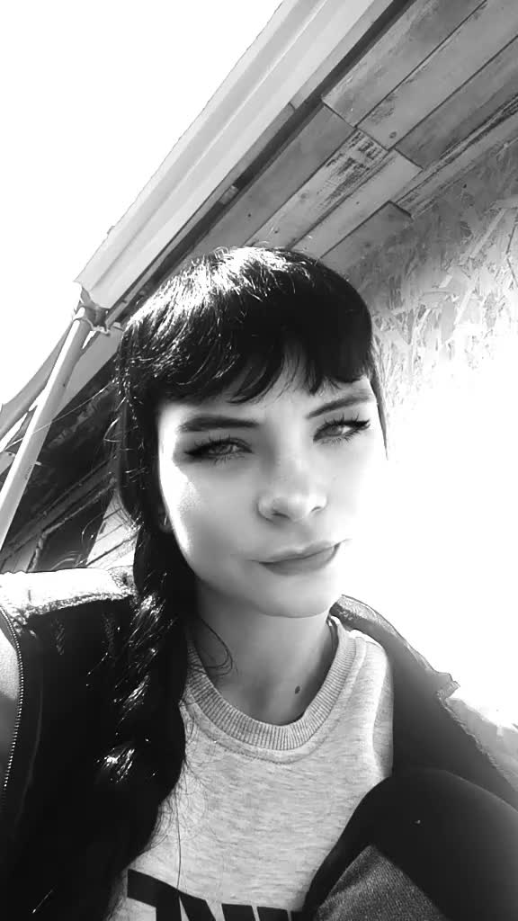@Малыха 😈