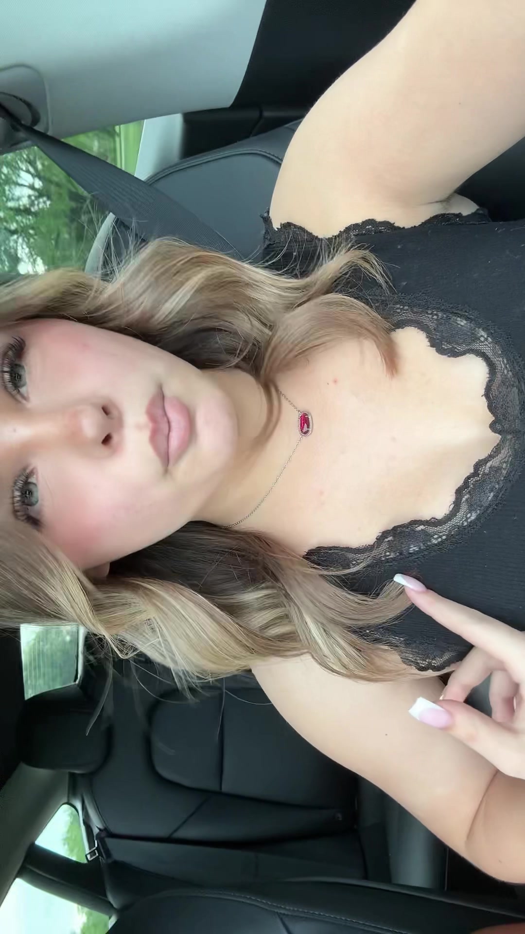 @<3