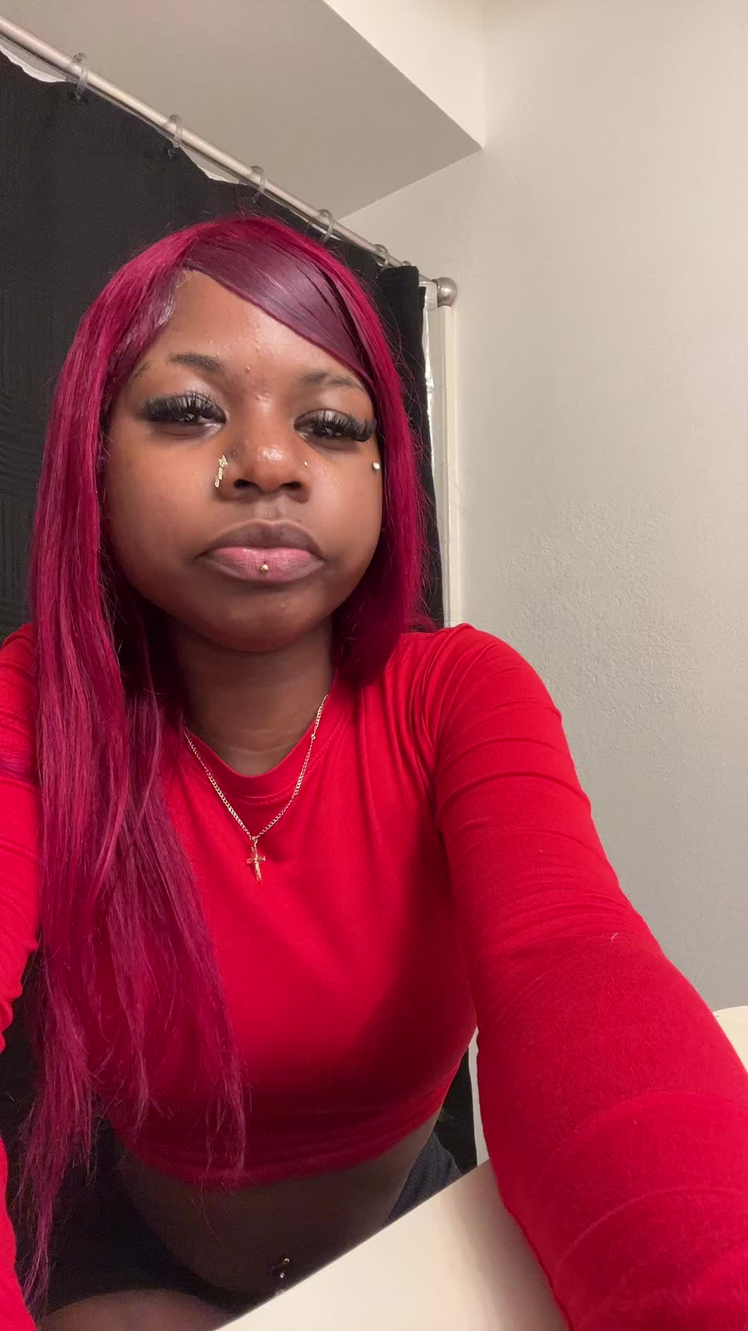 @￶