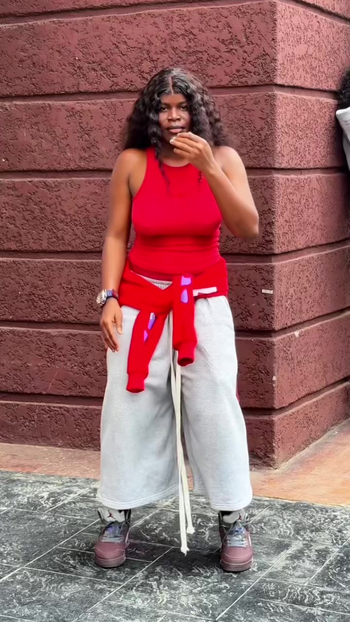 @AFROGODESS🌴🙂↔️💚