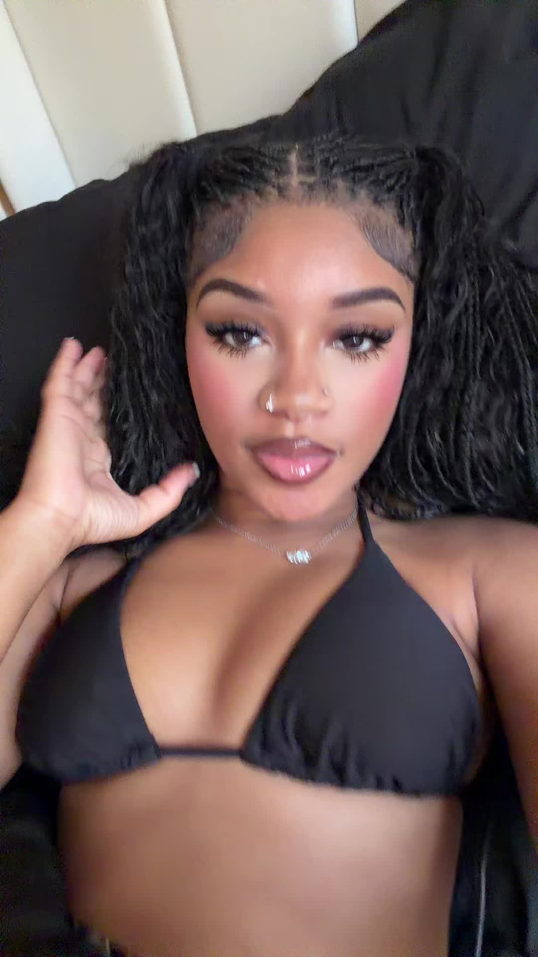 @theonlyniy__