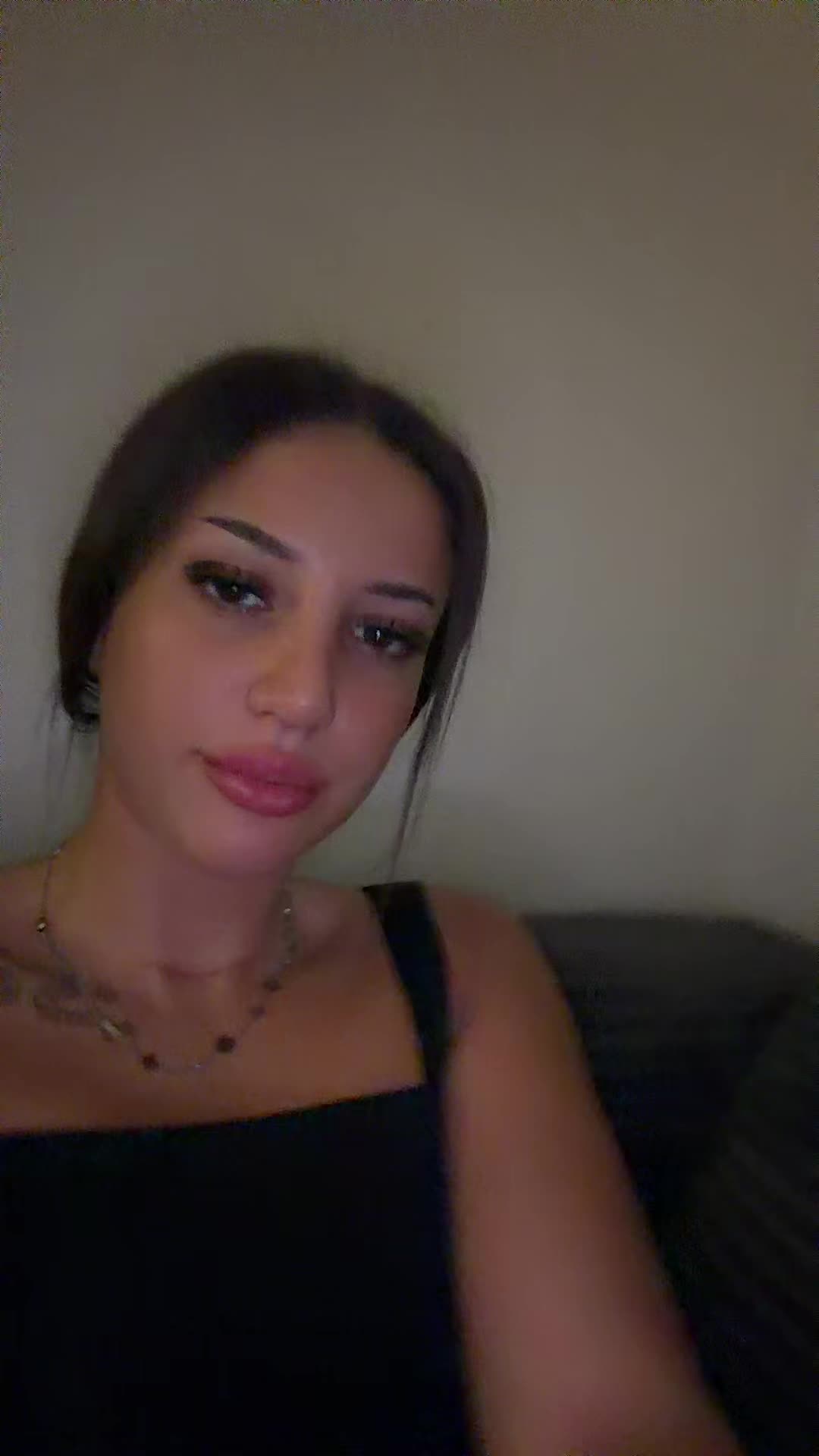 @chadia.mora