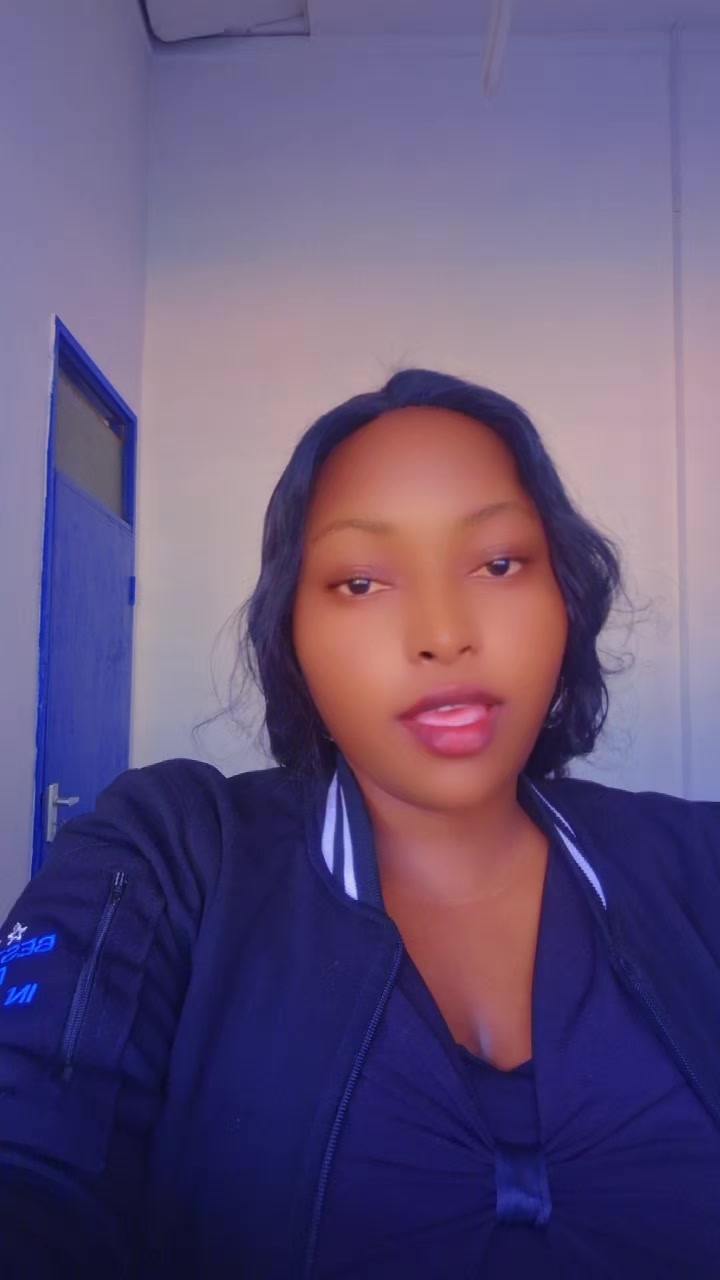 @lilian kawira