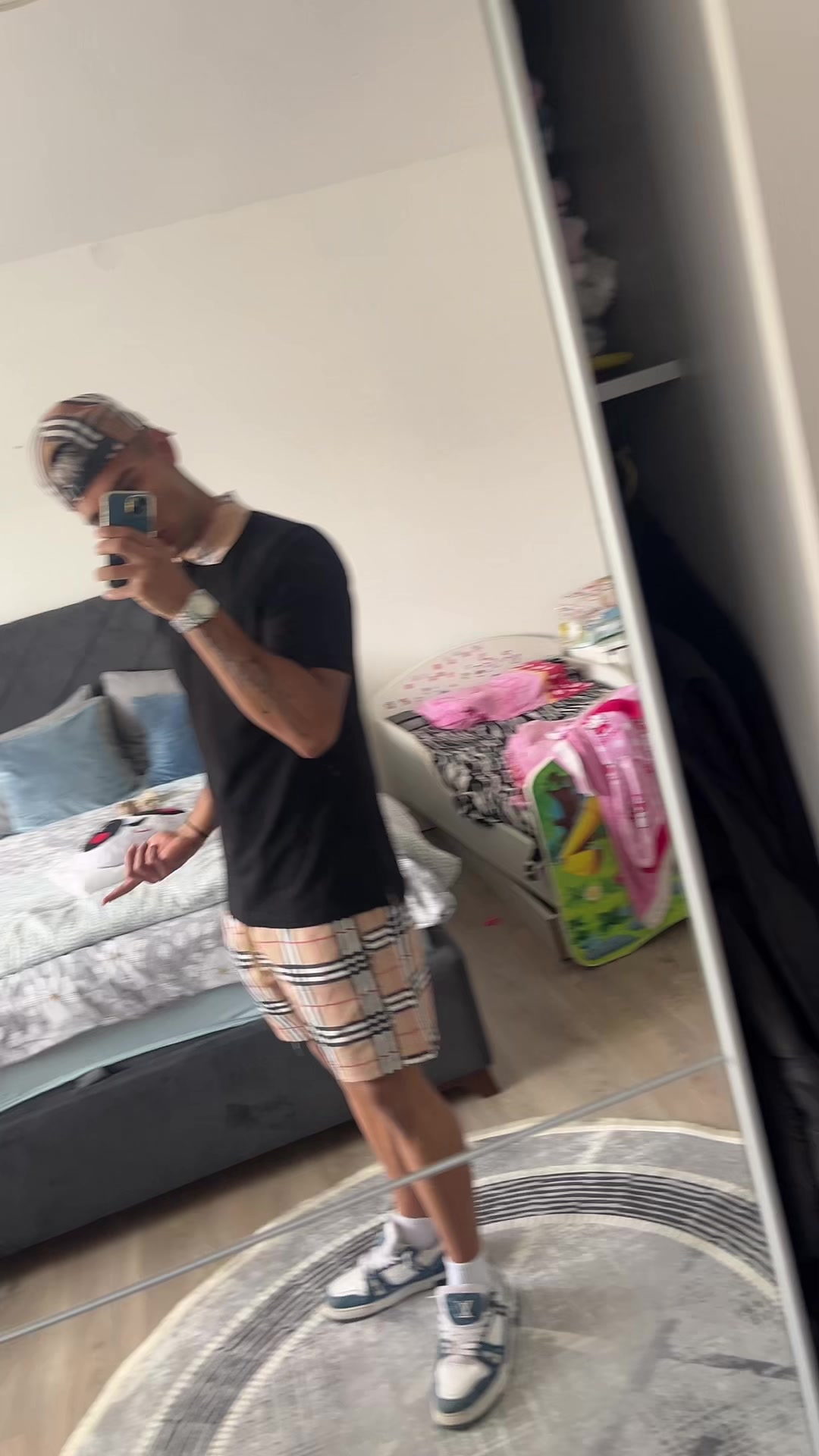@makizz.n