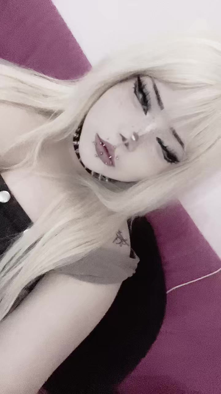 @lala:3