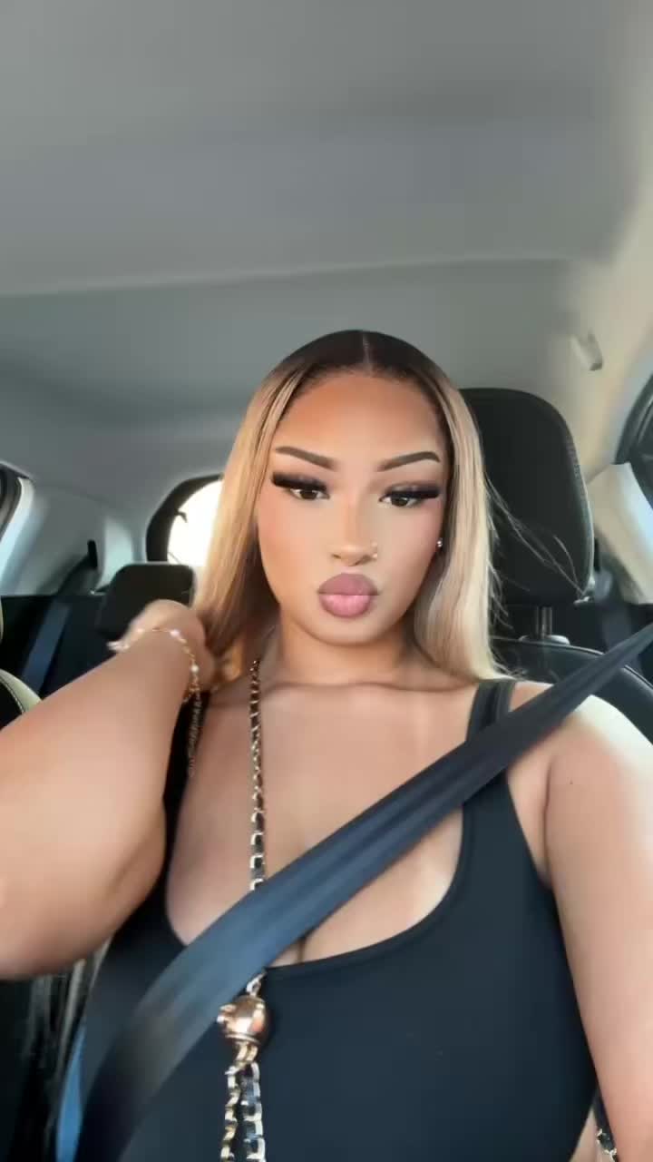 @𝐦𝐤🧸
