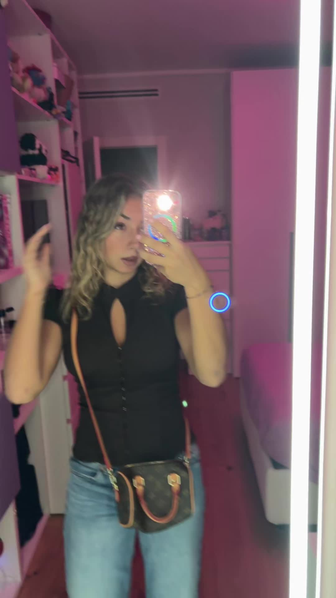 @rebi⭐️