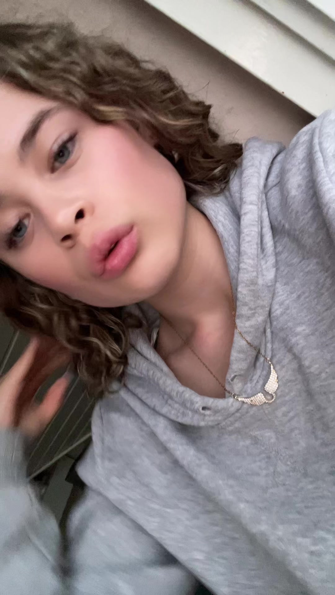 @Sophia🌟