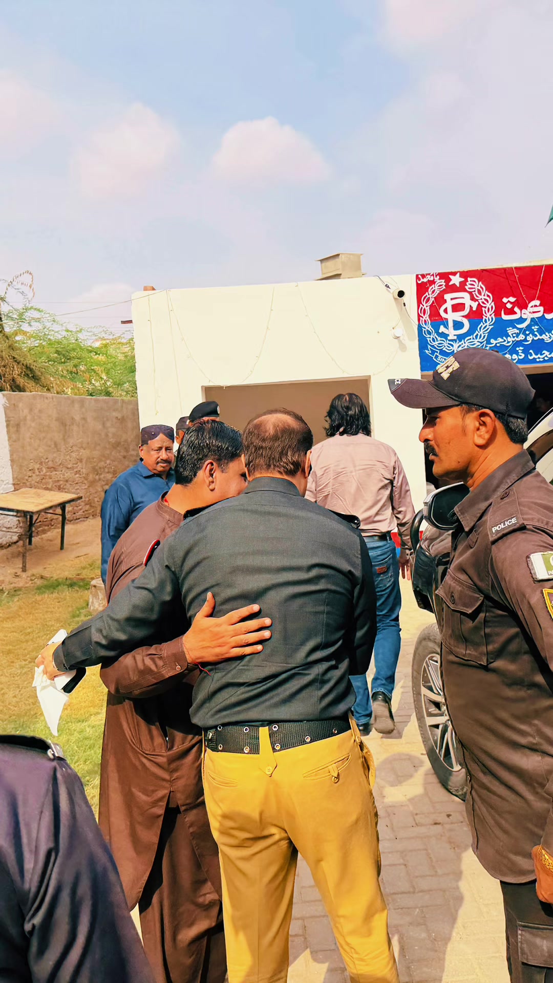 @Tharparkar Police