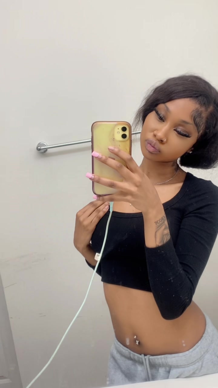 @D0llface💋