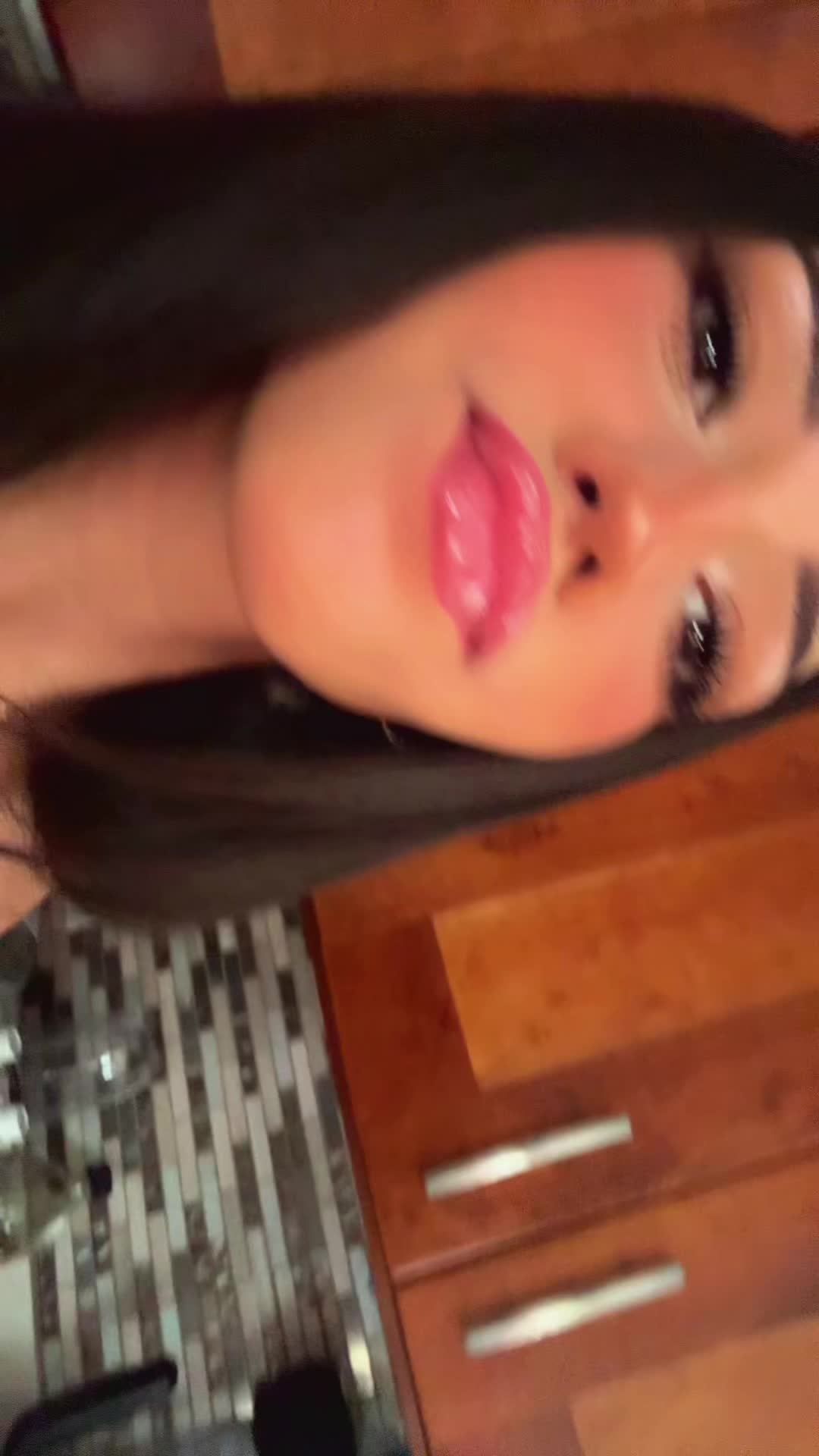 @alexis akamu