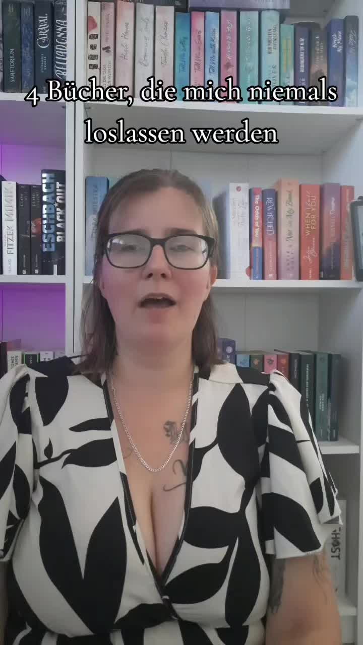 @Michelle Reads ✨️