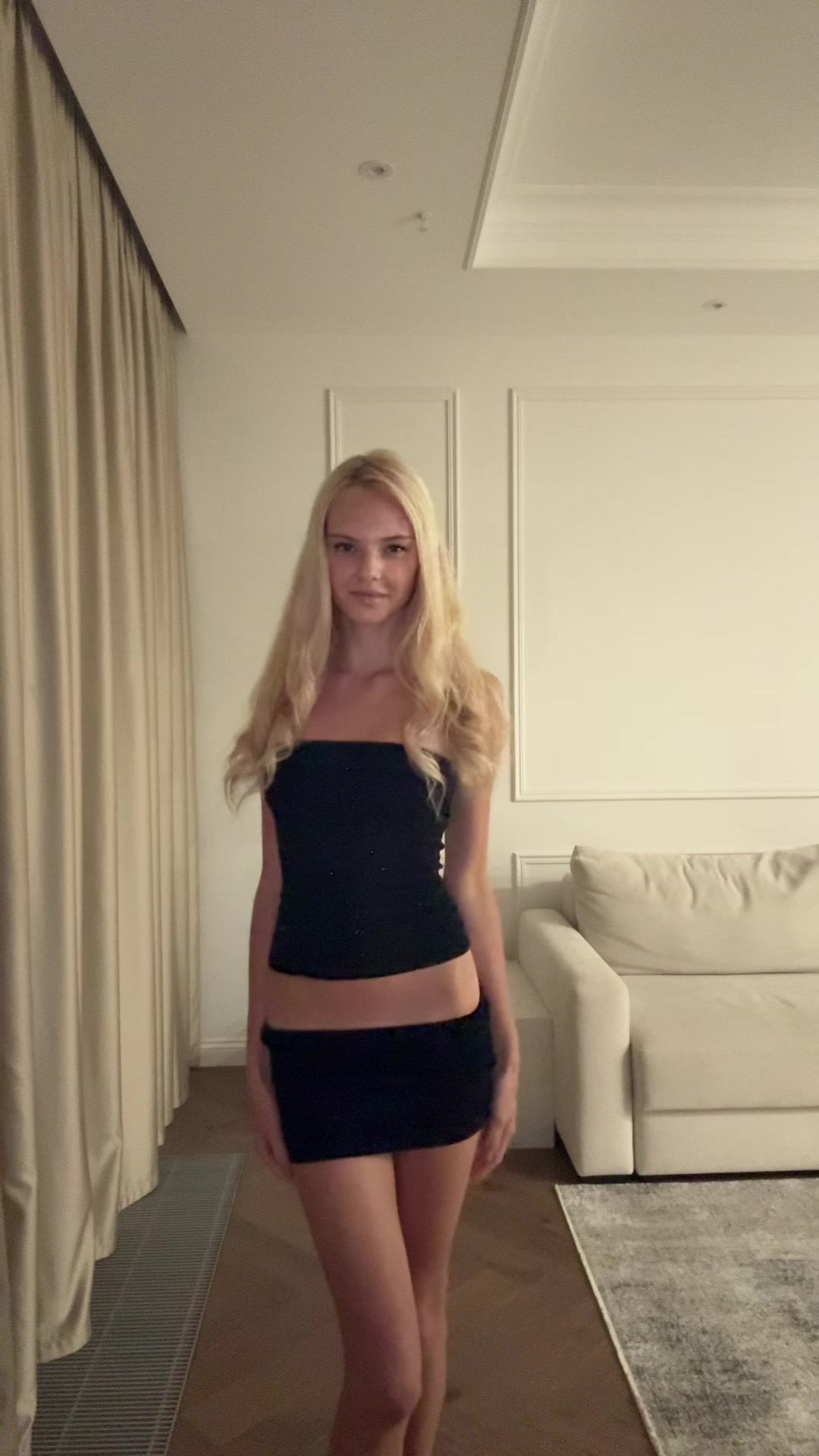 @monnelizz