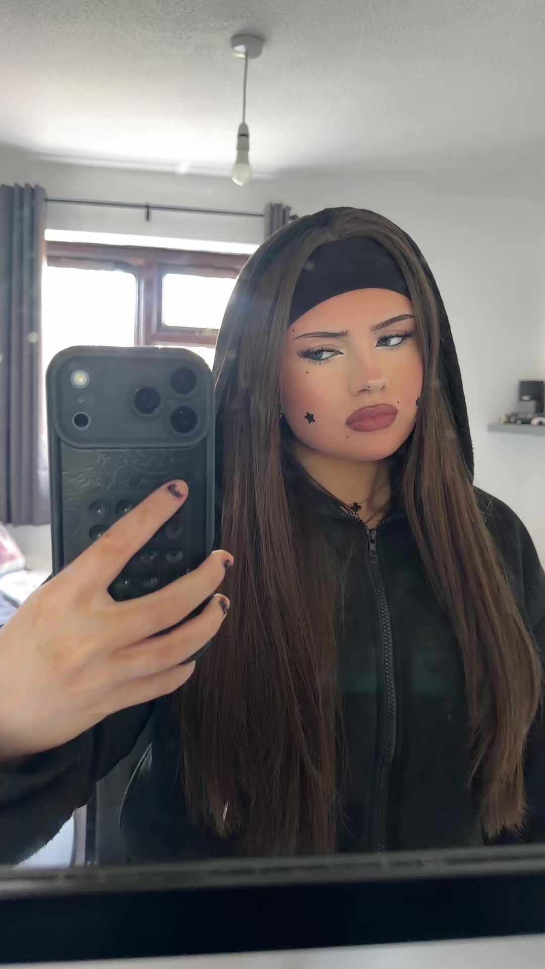 @ameliadeeekin