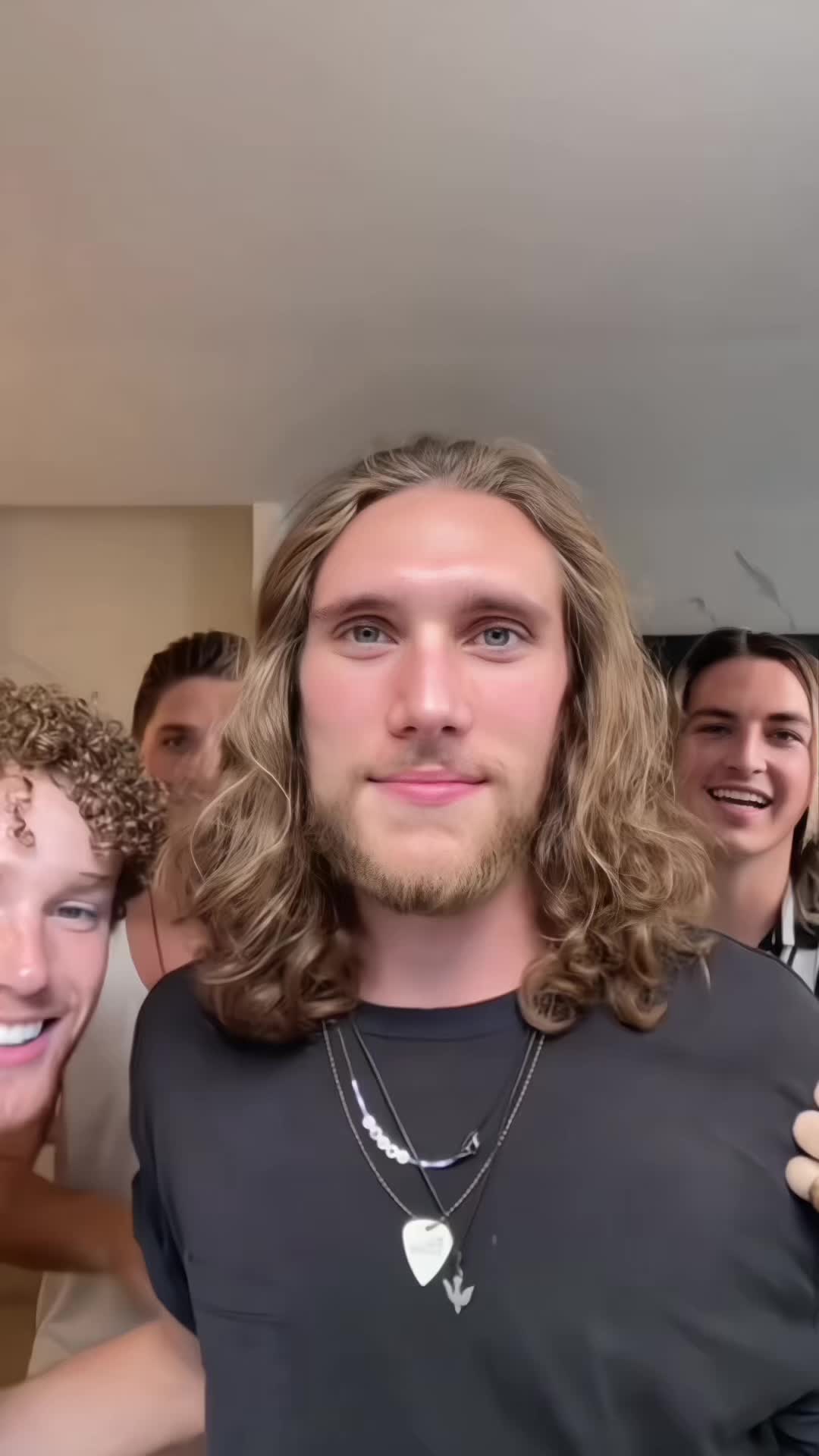 @Eva