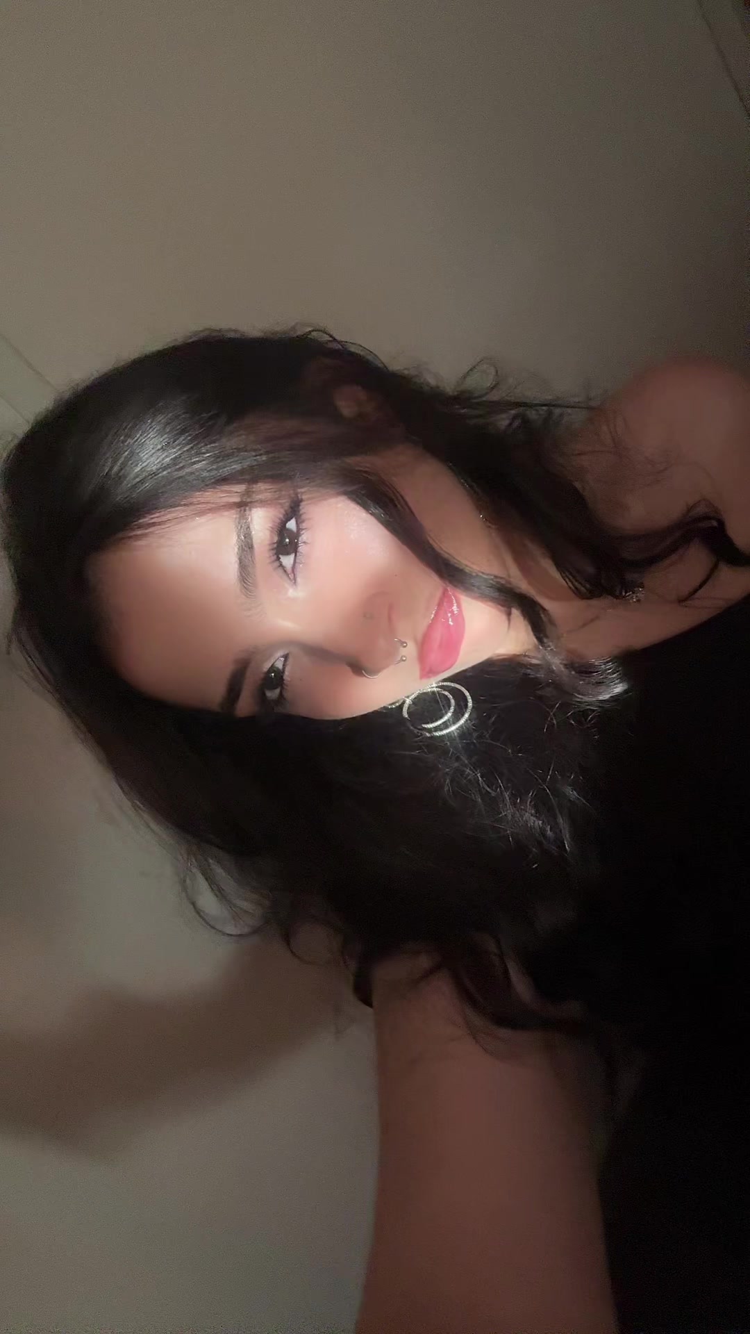 @superhotultrasexygirl