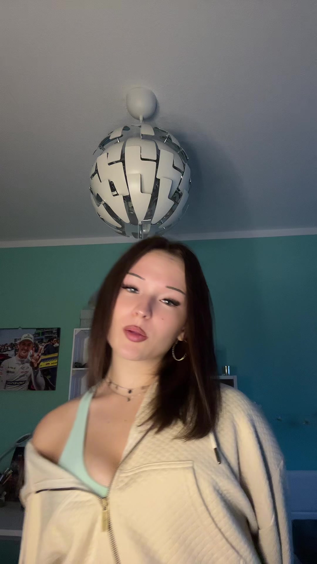 @vickyﾒ𝟶🏎️