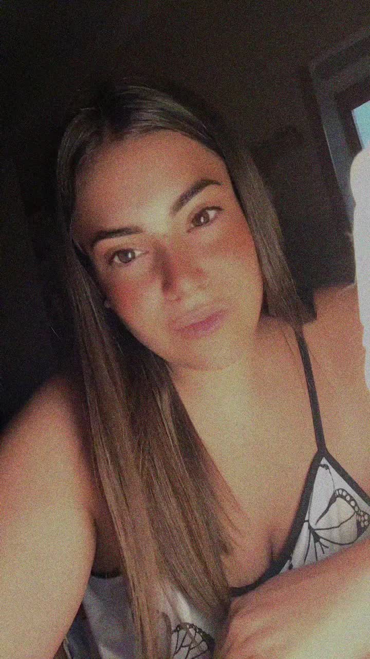 @𝑨𝒍𝒆𝒔𝒔𝒊𝒂🌼