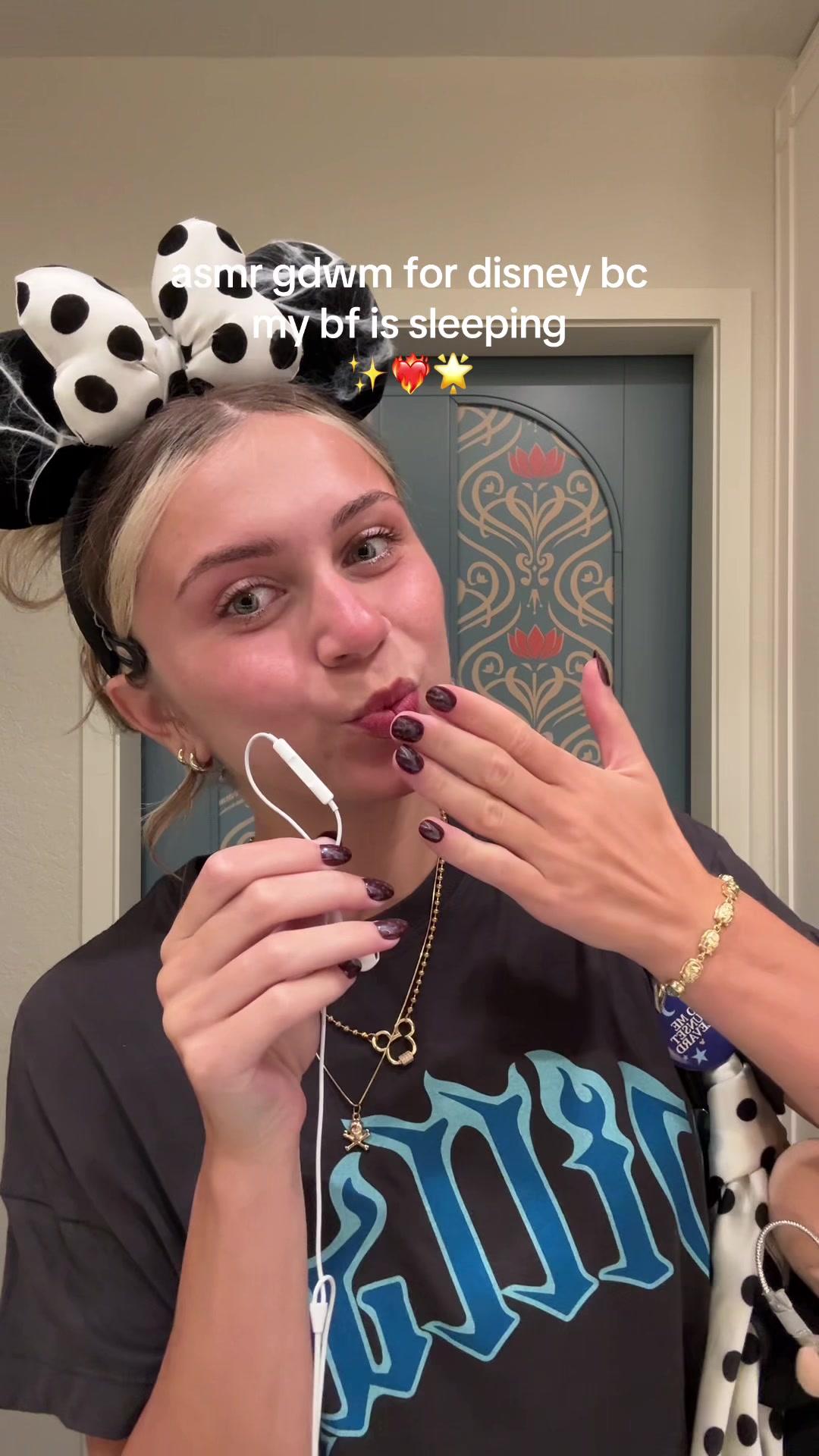 @g