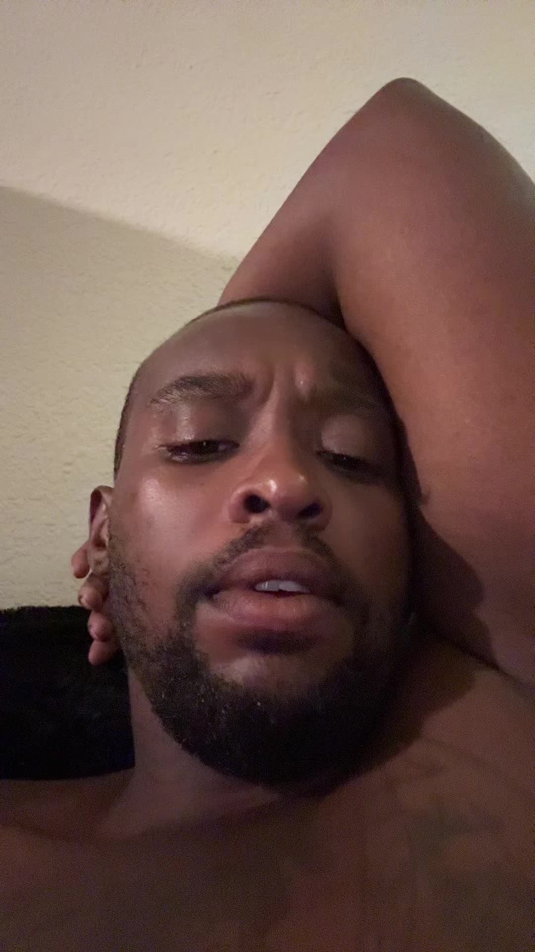@BIGBODYDERRICK35