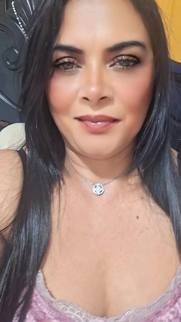 @Angela Diaz🇩🇴🇩🇴🇩🇴