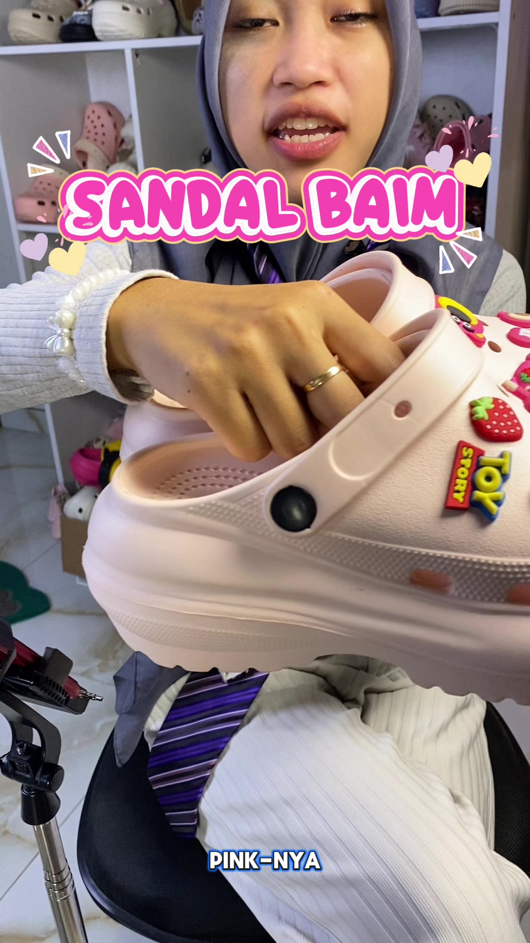 @LELI si paling TAS dan SANDAL