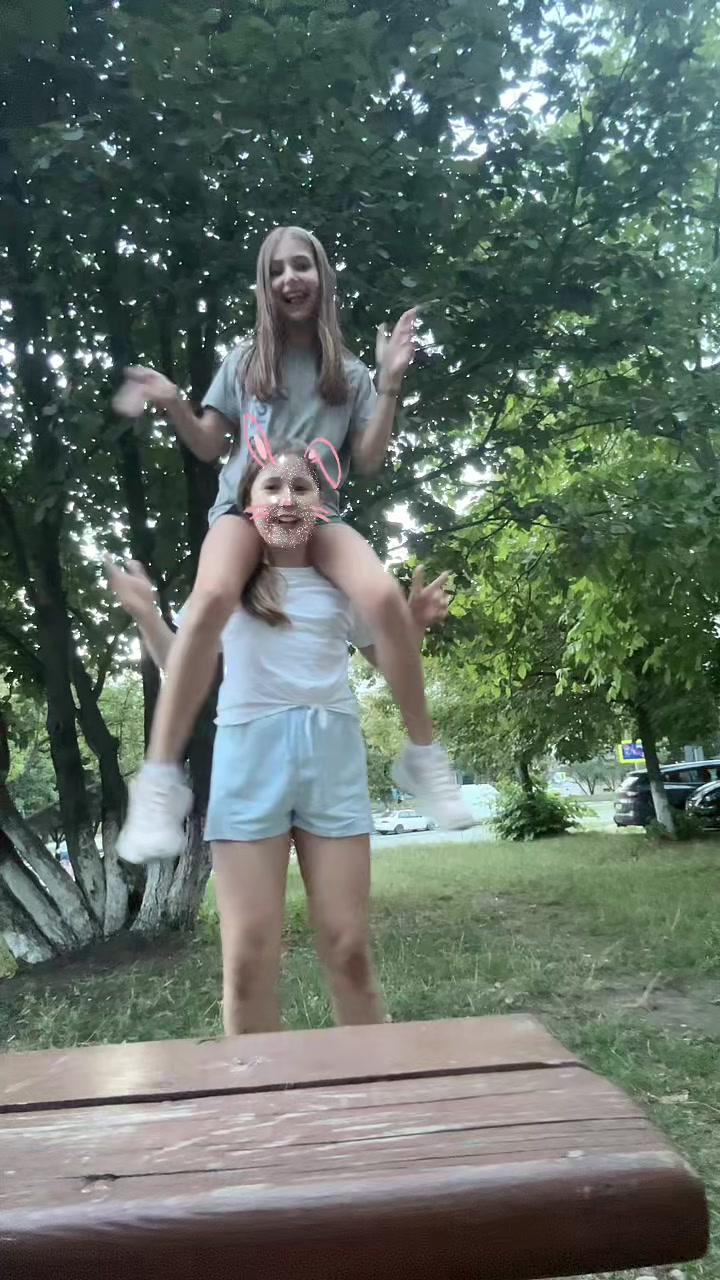 @🙈