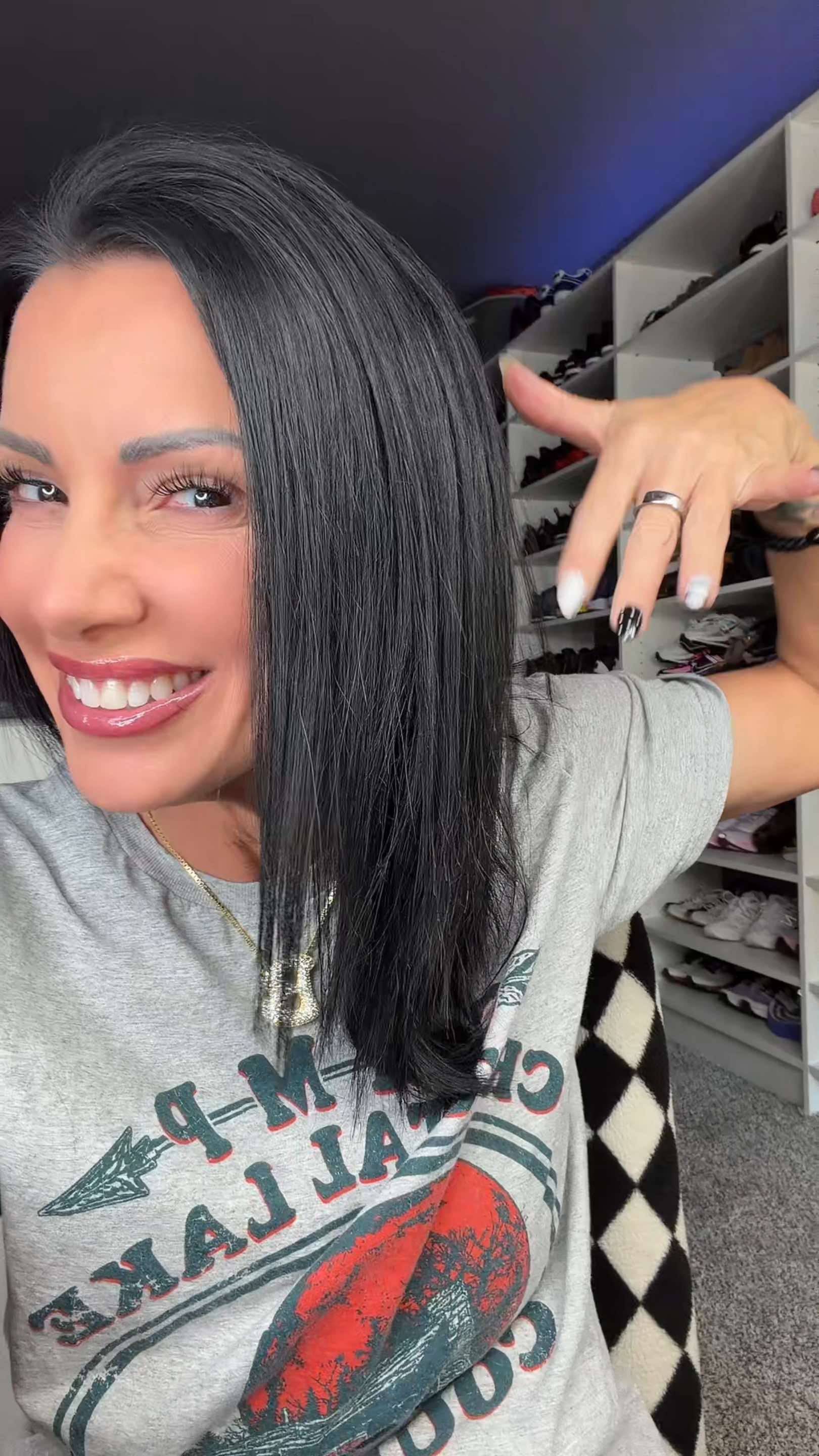 @stayseebeee 🖤
