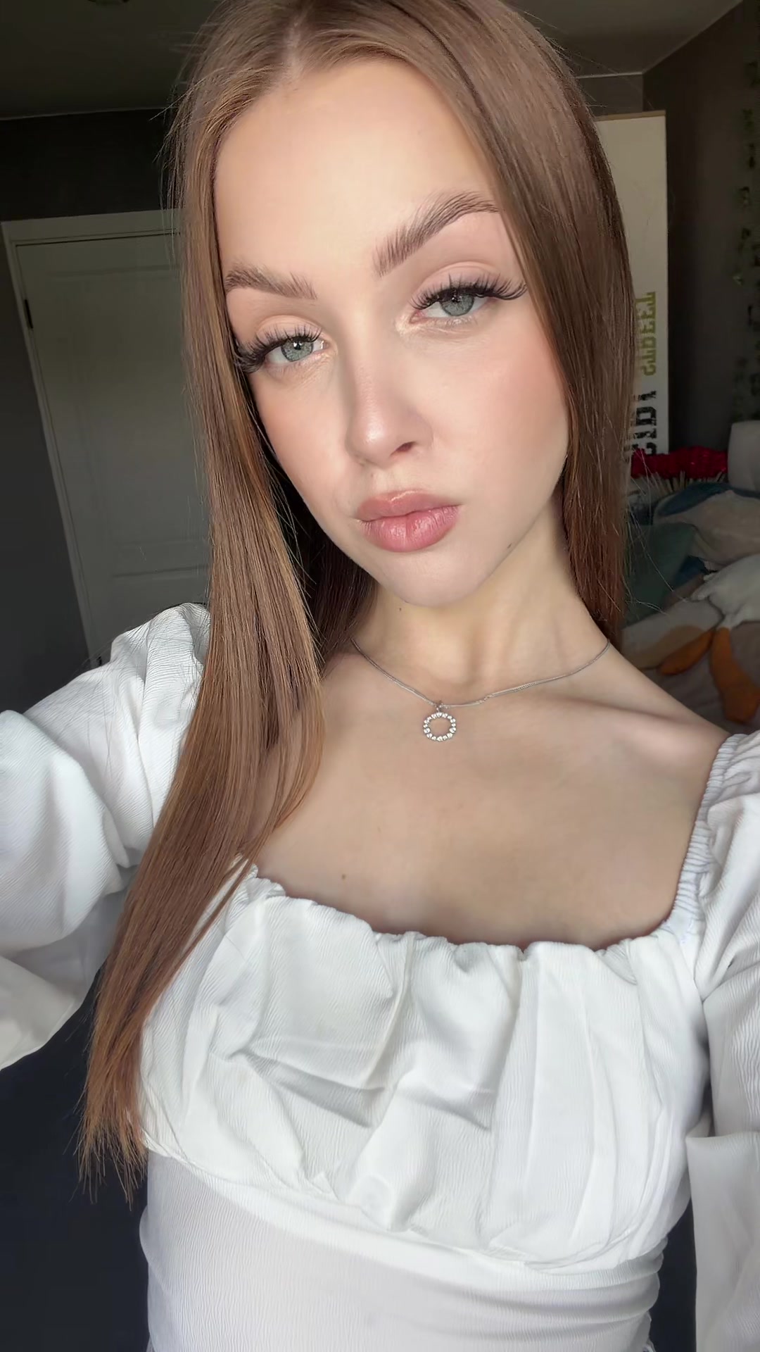 @victoria_meller