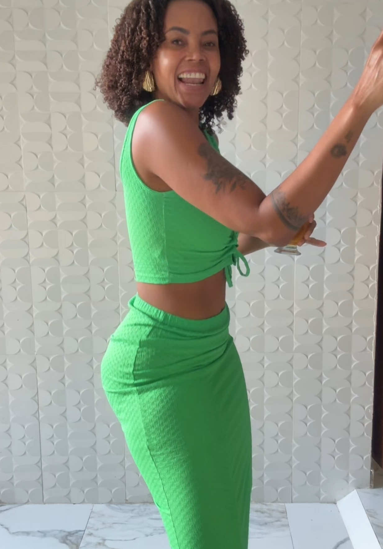 @Ravenia Maria