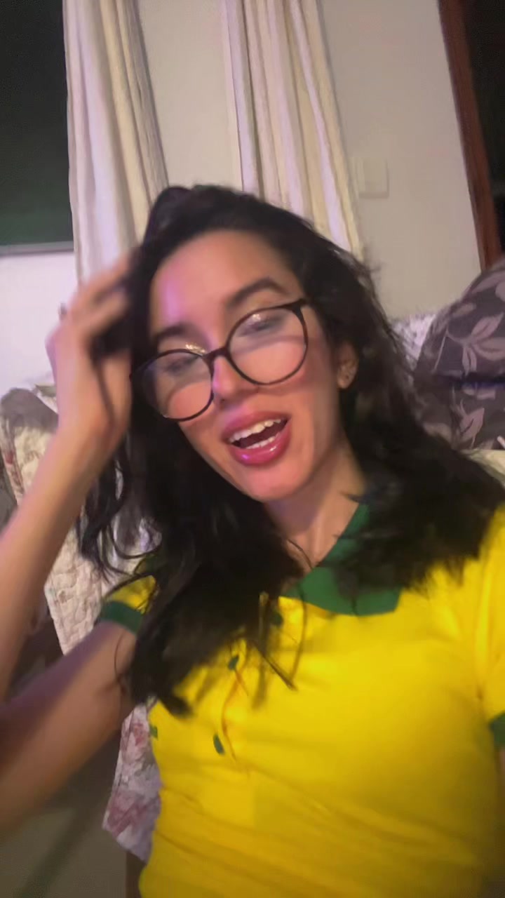 @Thaissa Victoria