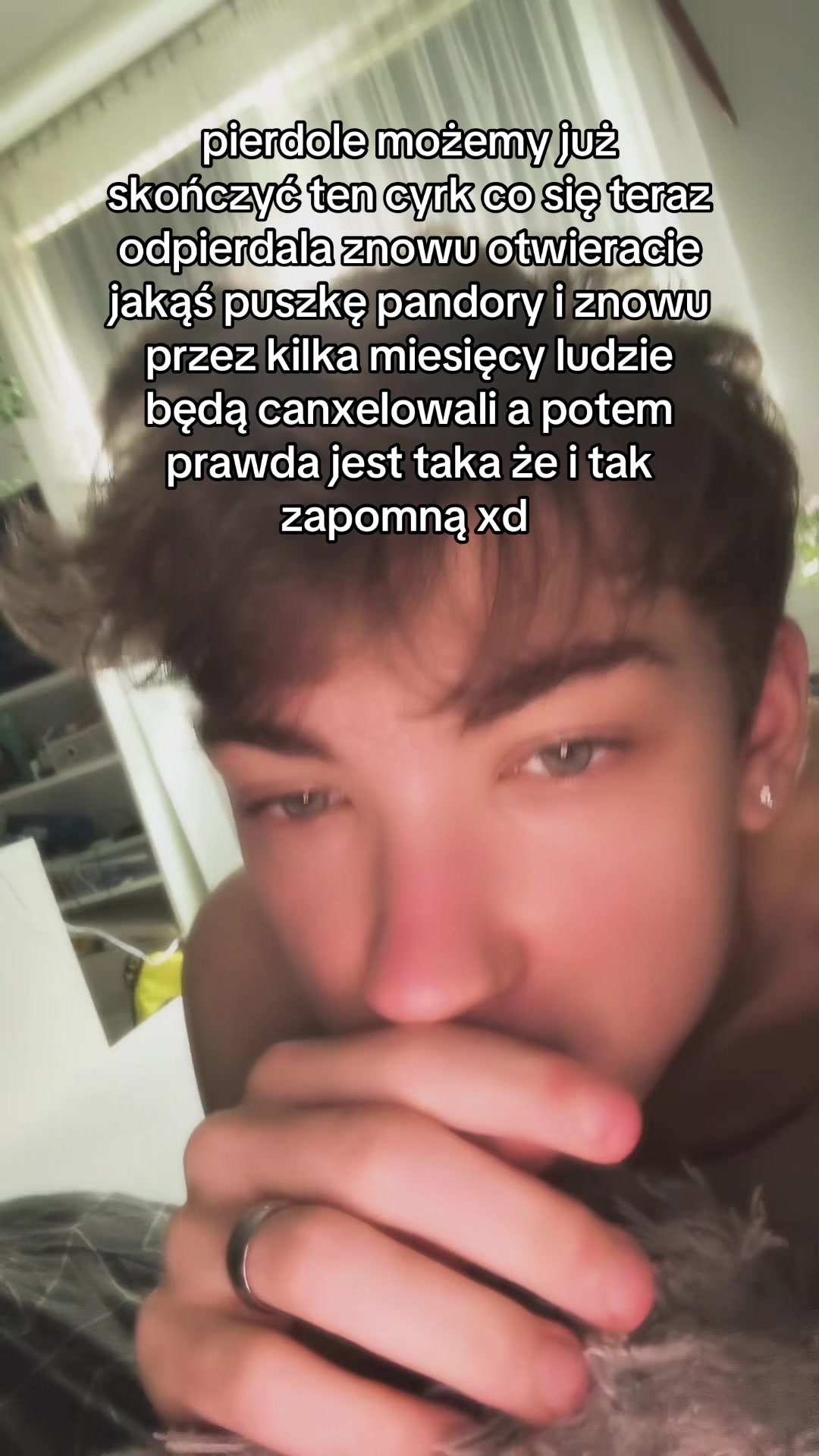 @napewnoniemaksiu
