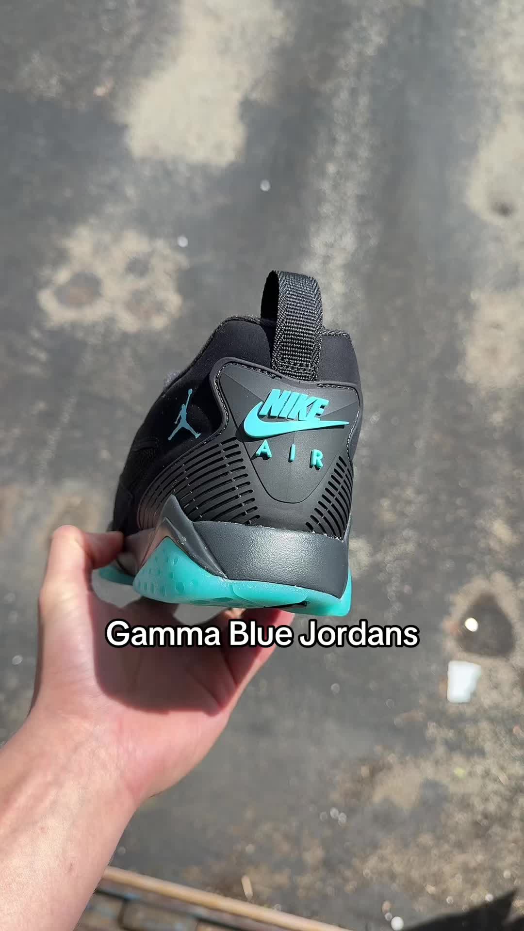 @VERIFIED SNEAKER DEALS