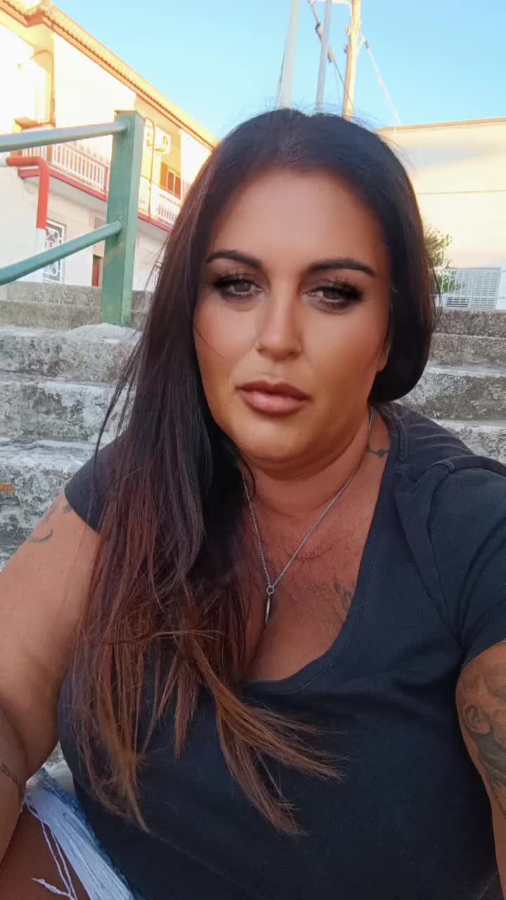 @Silvia🩵